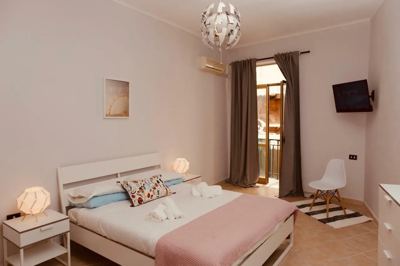 Hashtag Cuore Di Napoli Apartment  Naples