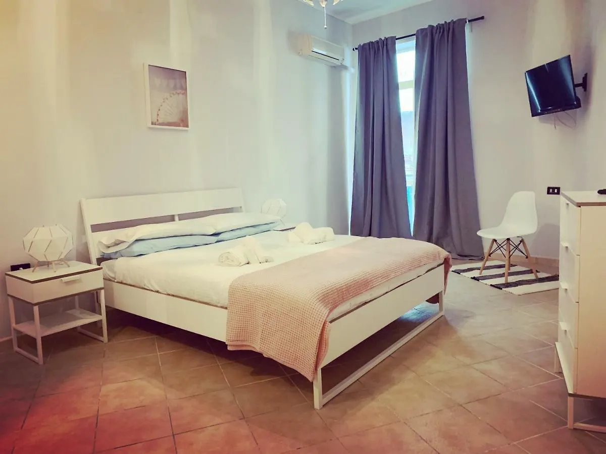 Hashtag Cuore Di Napoli Apartment
