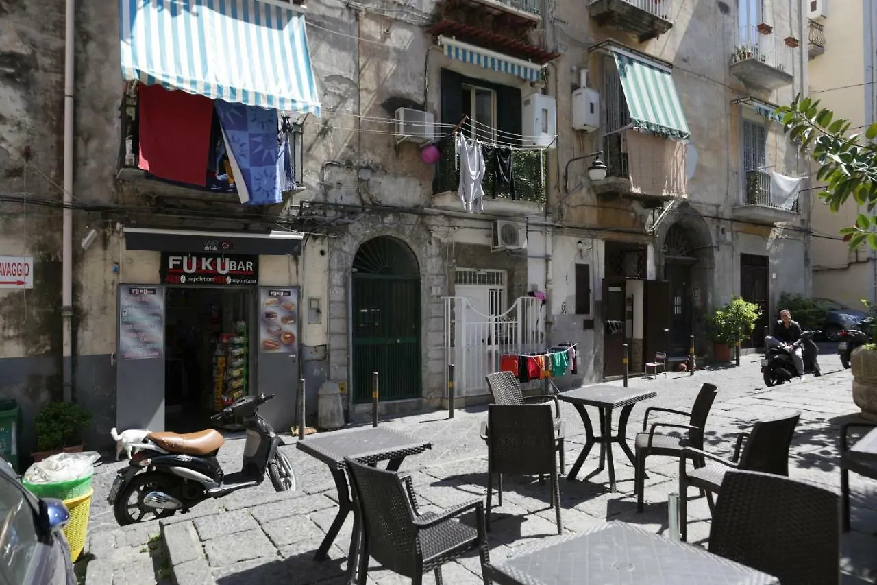 Hashtag Cuore Di Napoli Apartment
